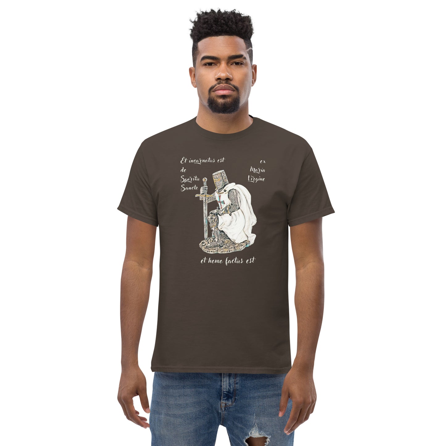 Kneeling templar Men's classic tee